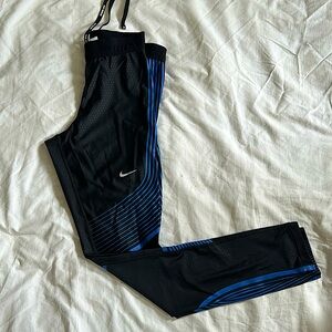 Nike women’s dri-fit running pants -size small